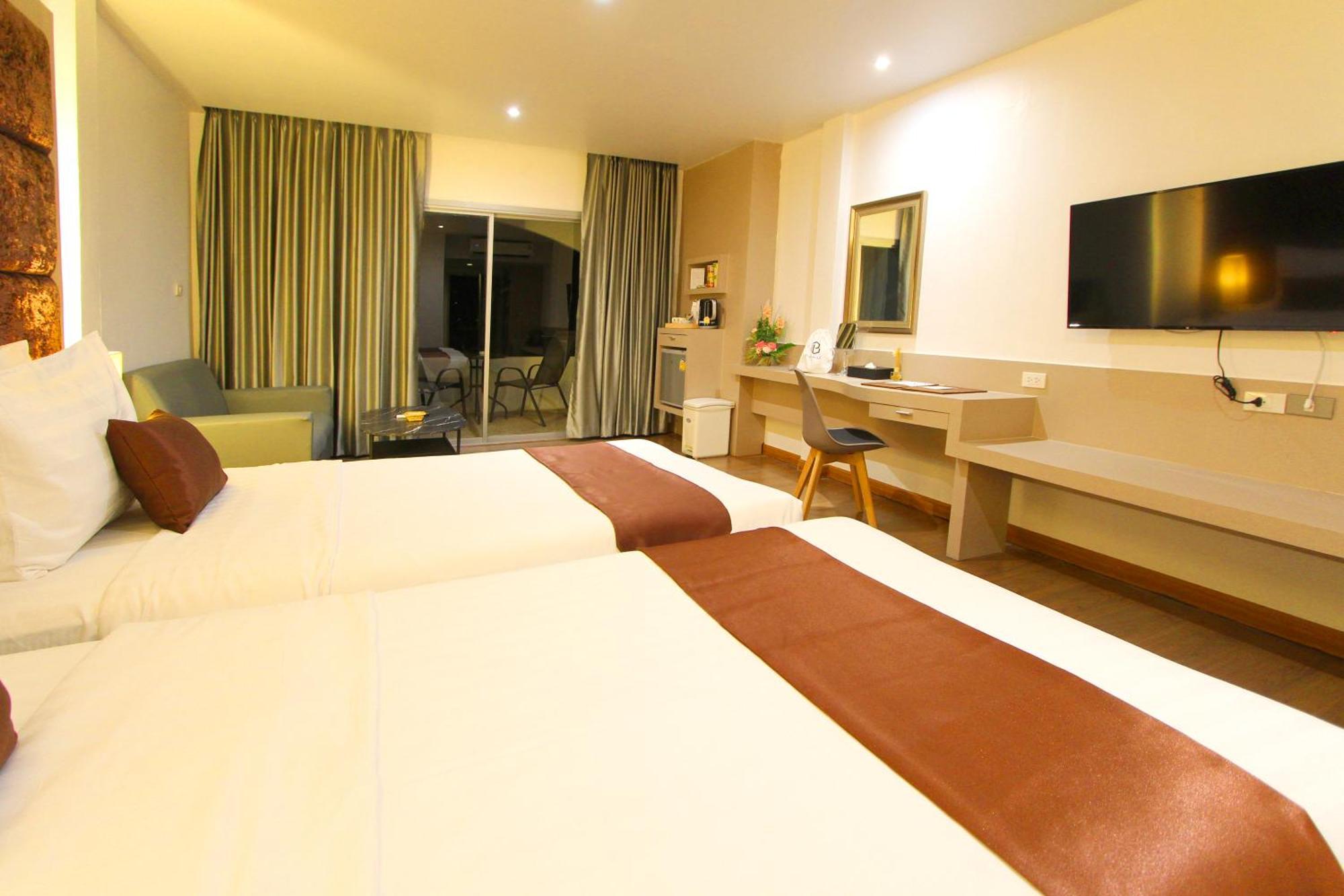 Pooh Beach Resort & Spa Джомтиен Бийч Екстериор снимка