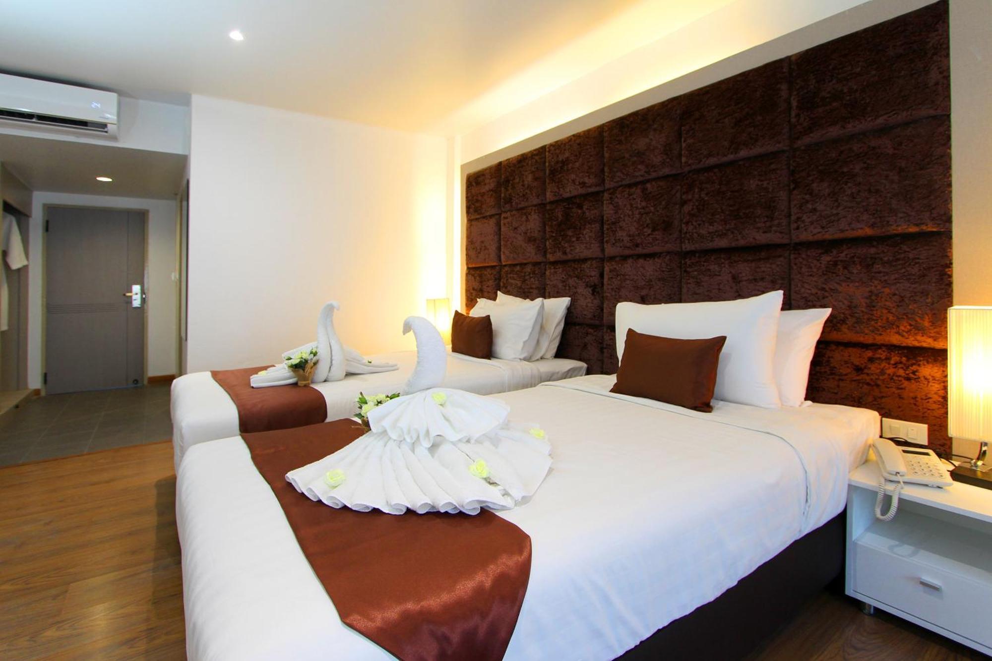 Pooh Beach Resort & Spa Джомтиен Бийч Екстериор снимка
