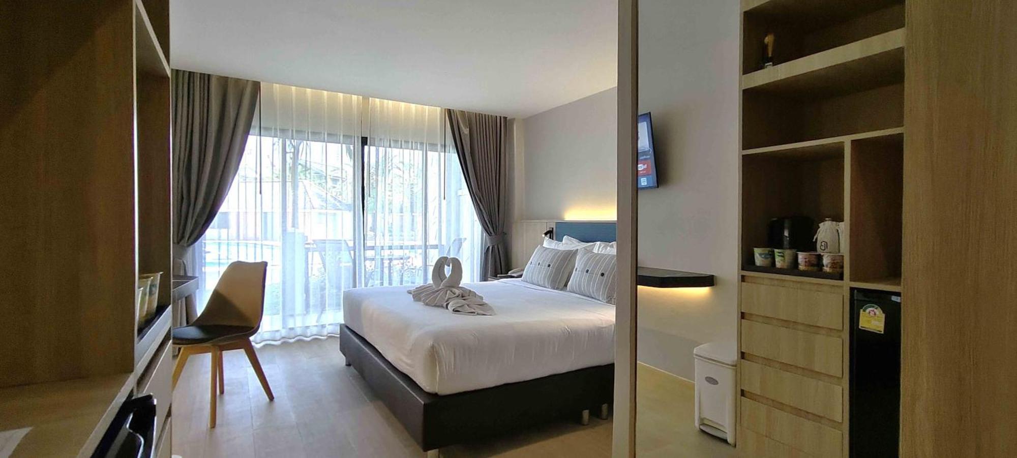 Pooh Beach Resort & Spa Джомтиен Бийч Екстериор снимка