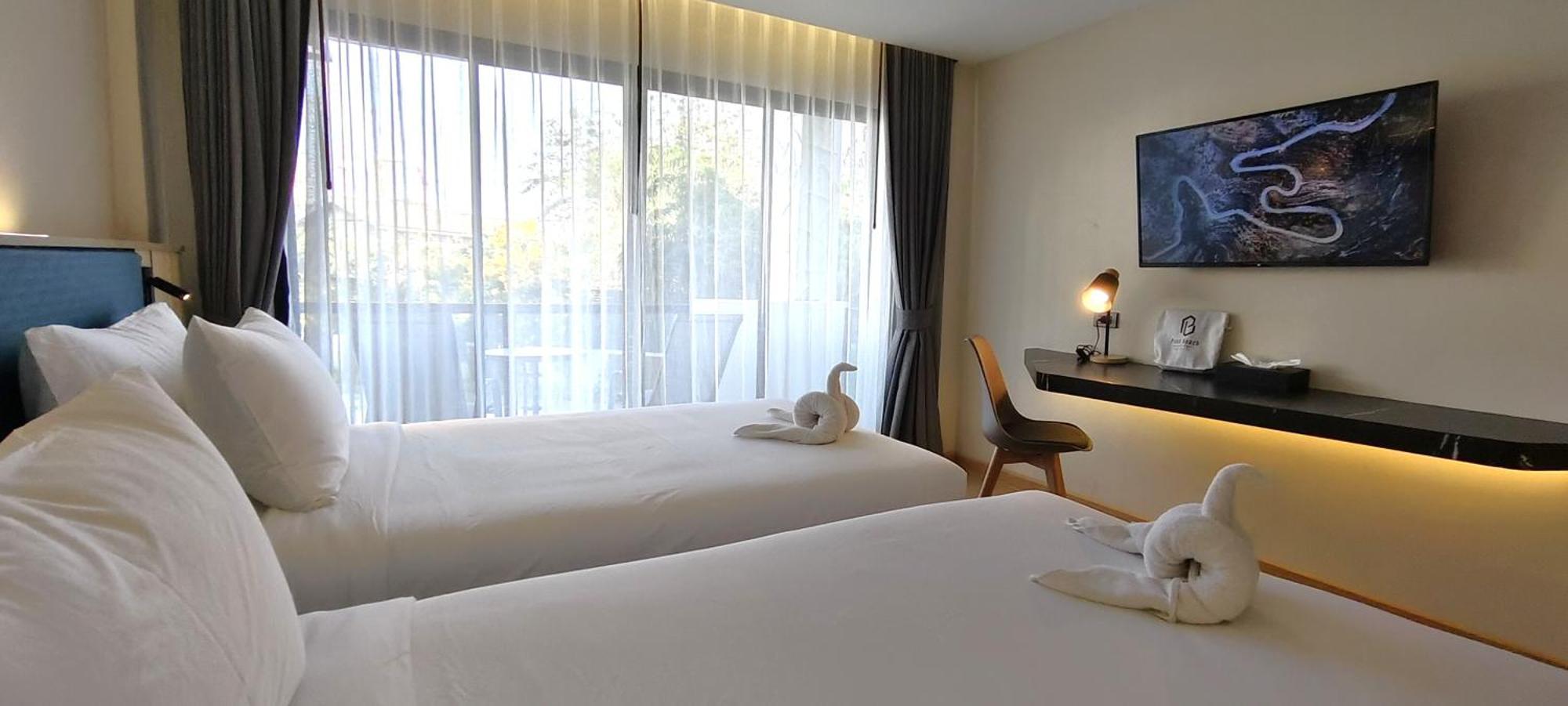 Pooh Beach Resort & Spa Джомтиен Бийч Екстериор снимка